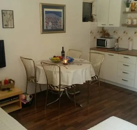 Zveki House Holiday home