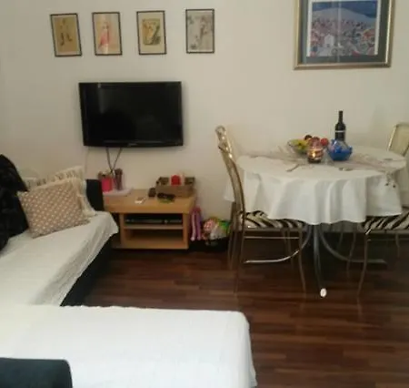Zveki House Holiday home Grebastica
